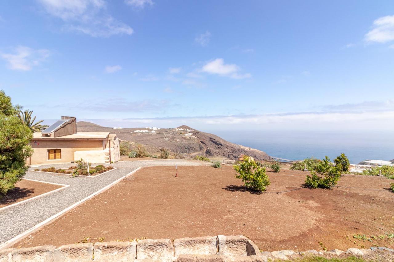 Flatguest Charming House + Pool + Terrace + Views Villa Santa Maria de Guia de Gran Canaria Exteriör bild